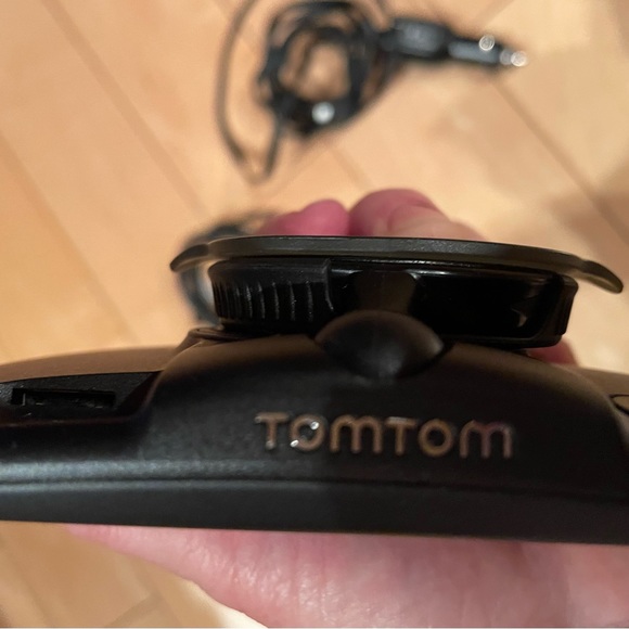 TOM TOM GPS - Picture 3 of 3